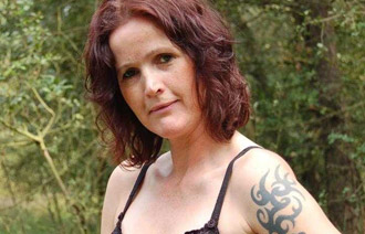 Sexy Mature Babe Bares It All Outdoors
